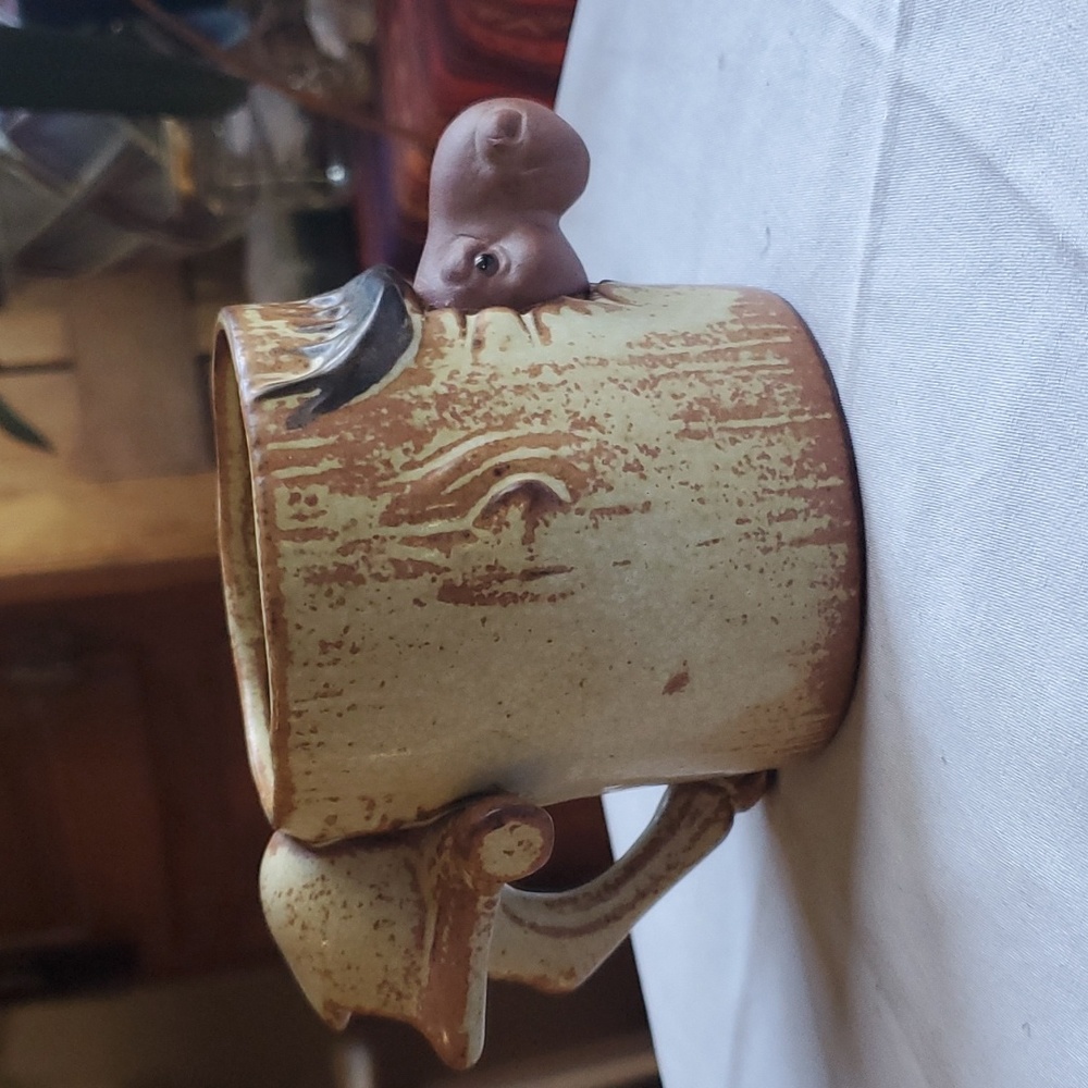 Moose Stuck In A Tree 3D Pottery Mug by Giftcraft Vintage!